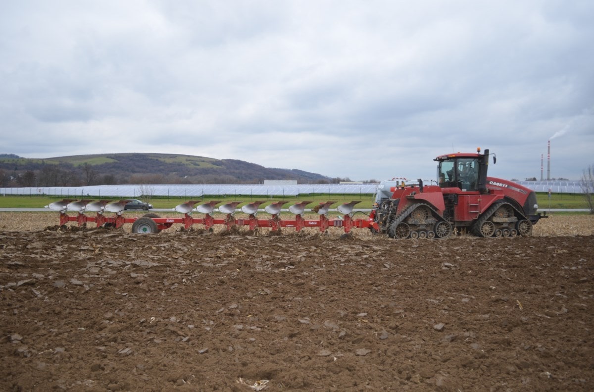 Плуг полунавесной оборотный ARCOAGRO NP ON-LAND